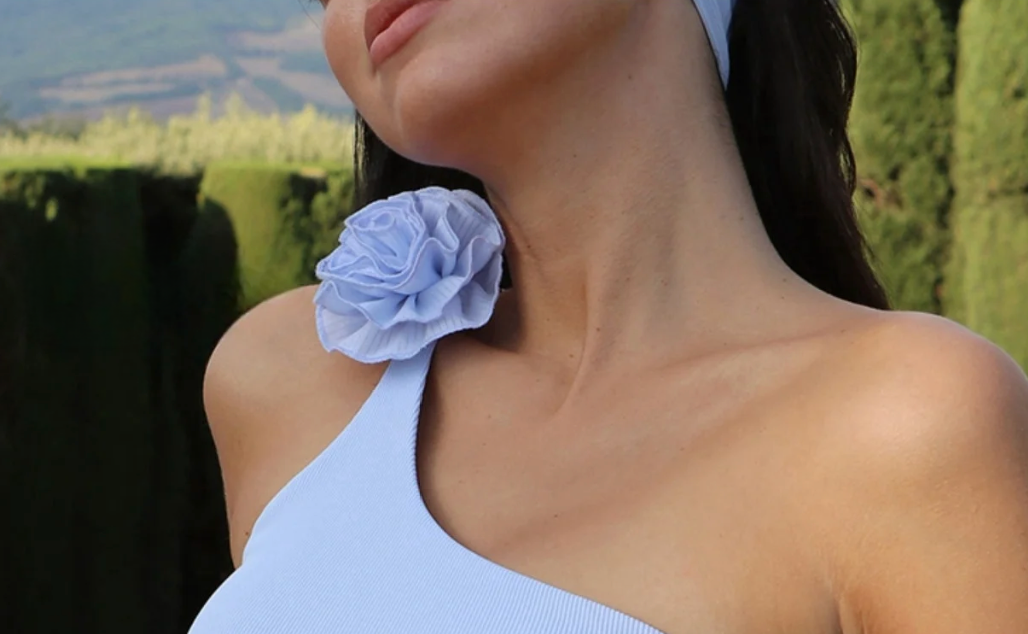 Morena Bela One Shoulder  Flower Top Light Blue